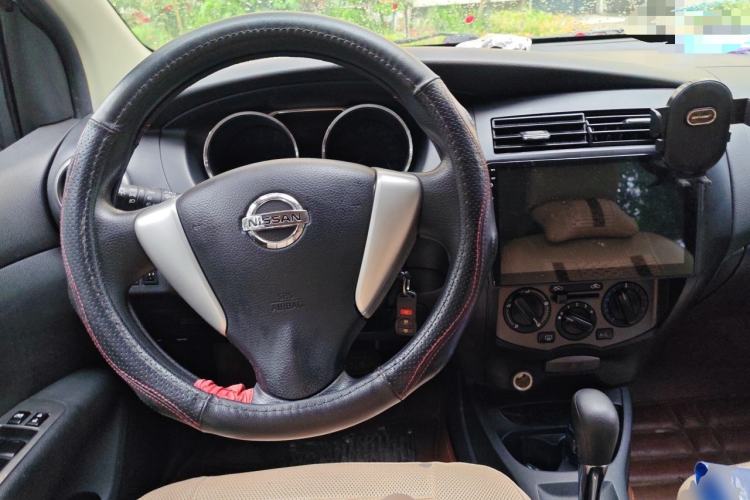 Used Nissan Livina 2013 Jinrui 1.6XL CVT Comfort Edition Steering Wheel
