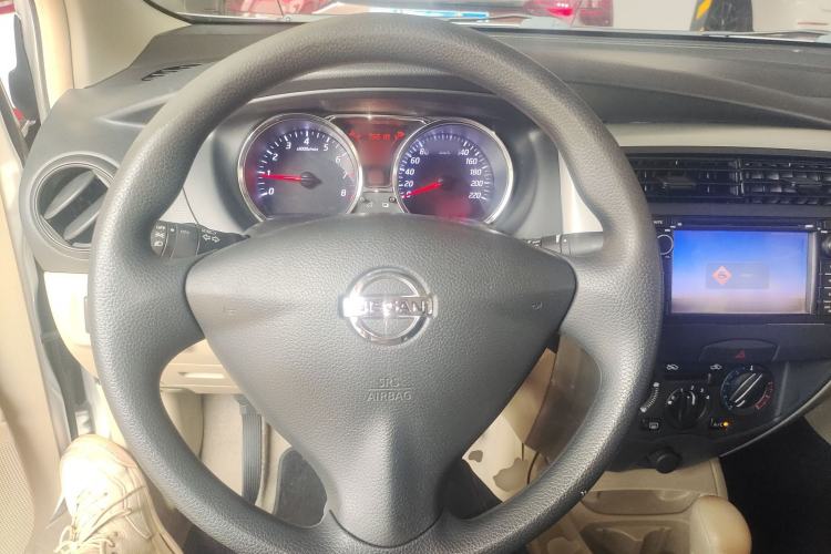 Used Nissan Livina 2013 1.6XE CVT Comfort Edition Steering Wheel