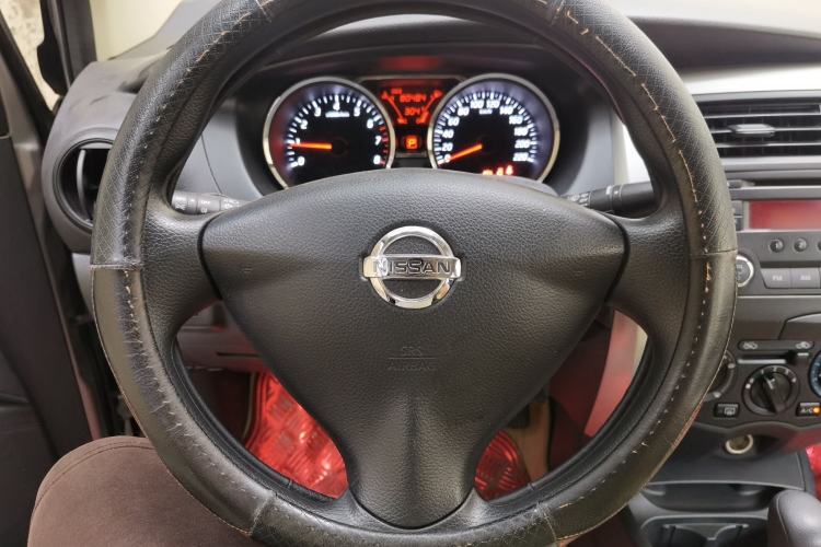 Used Nissan Livina 2013 1.6XE CVT Comfort Edition Steering Wheel