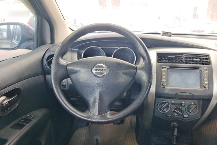 Used Nissan Livina 2013 1.6XE Manual Comfort Edition Steering Wheel