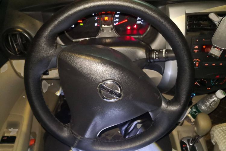 Used Nissan Livina 2013 1.6XE CVT Comfort Edition Steering Wheel