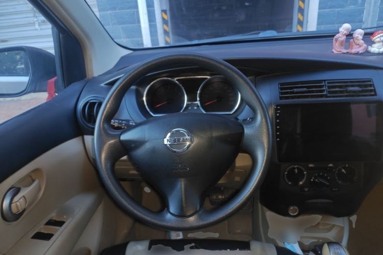 Used Nissan Livina 2013 1.6XE Manual Comfort Edition Steering Wheel