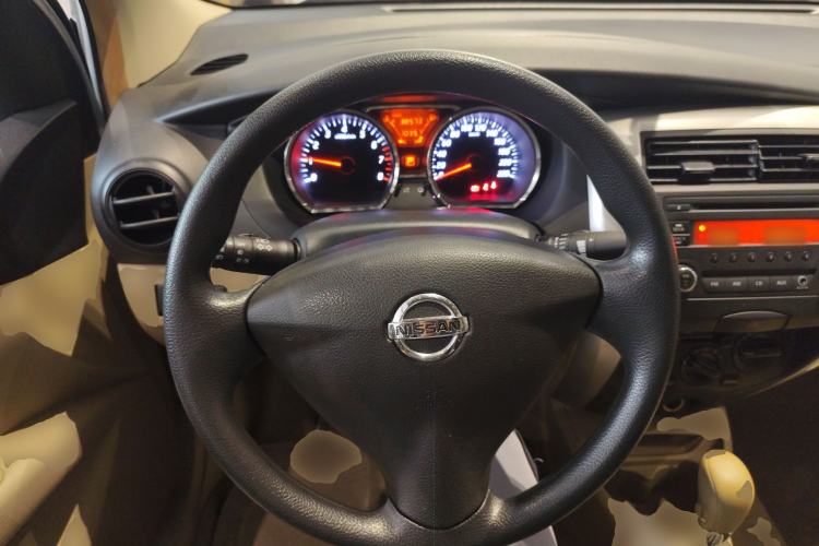 Used Nissan Livina 2013 1.6XE CVT Comfort Edition Steering Wheel