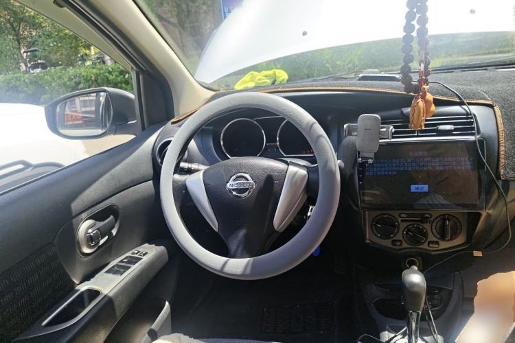 Used Nissan Livina 2013 Jinrui 1.6XL CVT Comfort Edition Steering Wheel