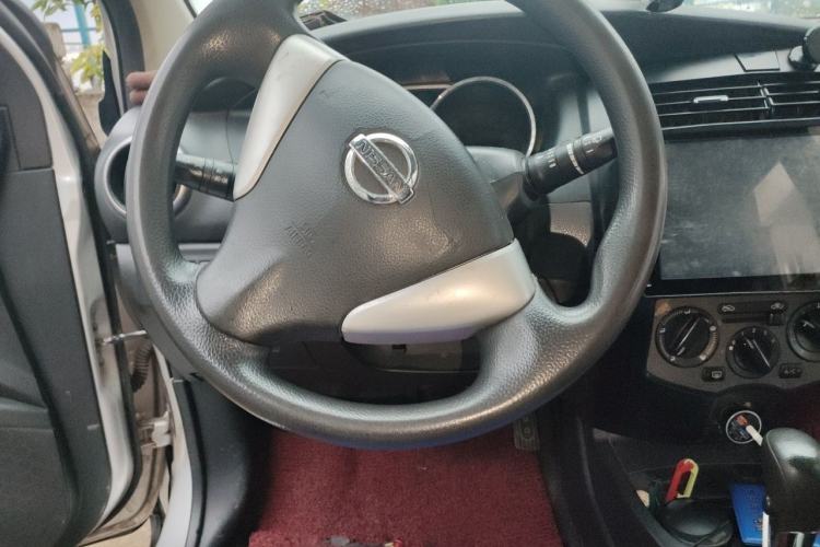 Used Nissan Livina 2013 Jinrui 1.6XL CVT Comfort Edition Steering Wheel