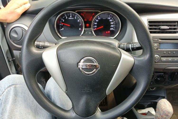 Used Nissan Livina 2013 Jinrui 1.6XL CVT Comfort Edition Steering Wheel
