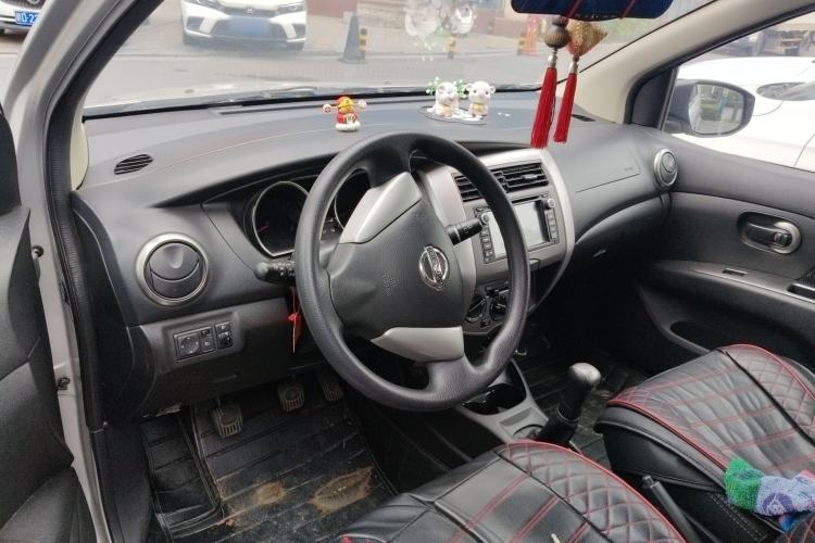 Used Nissan Livina 2013 Jingrui 1.6XL Manual Comfort Edition Steering Wheel