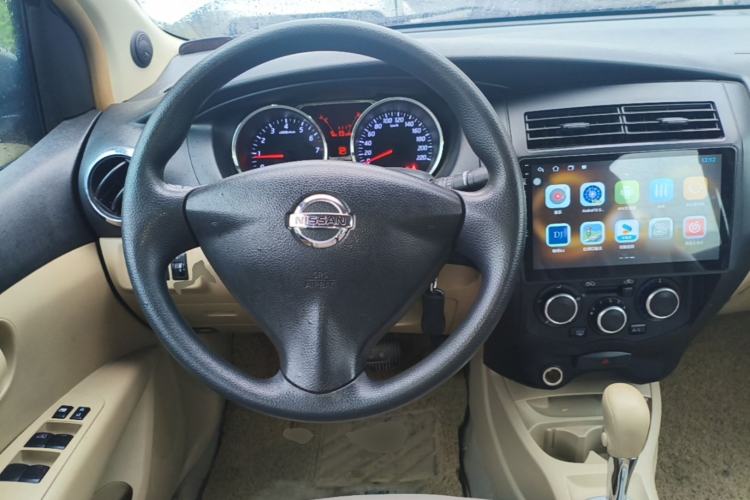 Used Nissan Livina 2013 1.6XE CVT Comfort Edition Steering Wheel