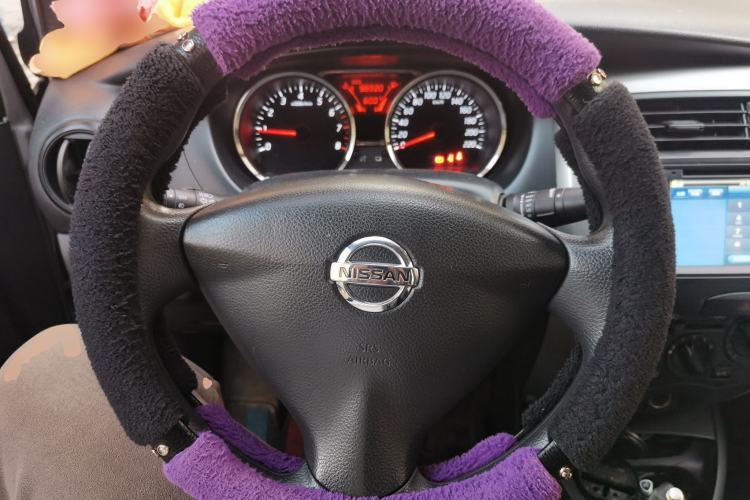 Used Nissan Livina 2013 1.6XE Manual Comfort Edition Steering Wheel