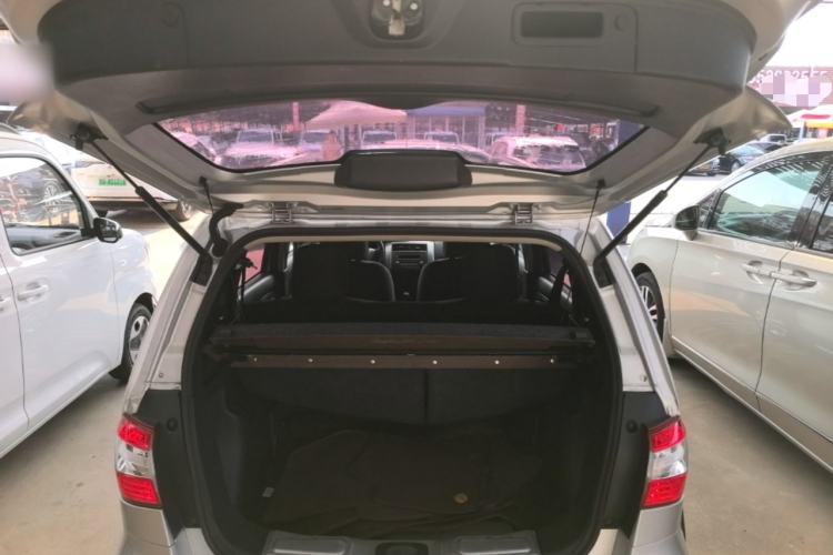 Used Nissan Livina 2013 Jinrui 1.6XL CVT Comfort Edition Trunk