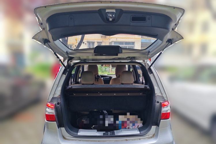 Used Nissan Livina 2013 Jinrui 1.6XL CVT Comfort Edition Trunk