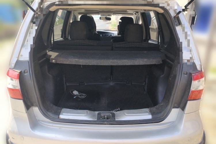Used Nissan Livina 2013 JINRUI 1.6XV CVT Luxury Edition Trunk