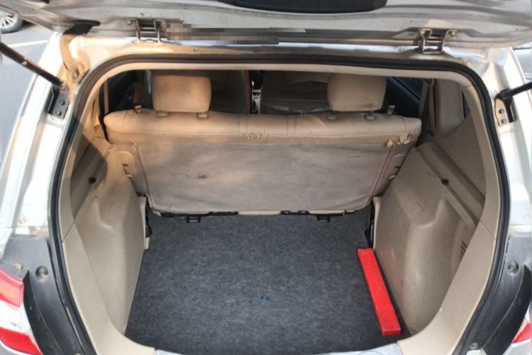 Used Nissan Livina 2013 1.6XE Manual Comfort Edition Trunk