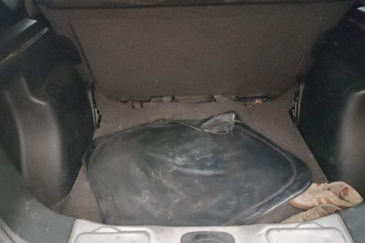 Used Nissan Livina 2013 Jinrui 1.6XL CVT Comfort Edition Trunk