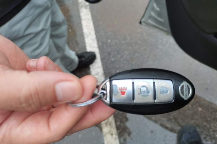 Used Nissan Livina 2013 JINRUI 1.6XV CVT Luxury Edition Vehicle Key