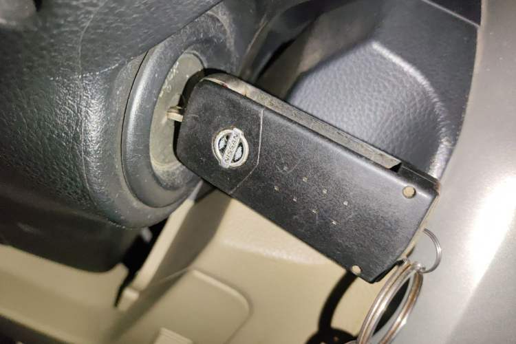 Used Nissan Livina 2013 1.6XE CVT Comfort Edition Vehicle Key