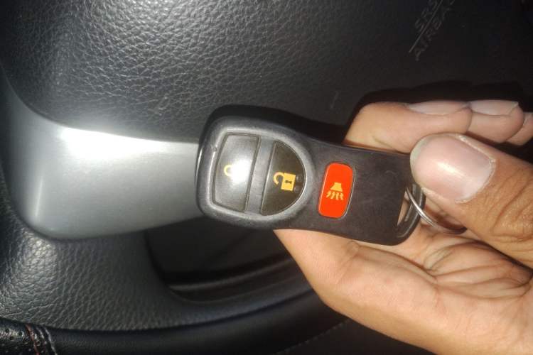 Used Nissan Livina 2013 1.6XL CVT Luxury Edition Vehicle Key