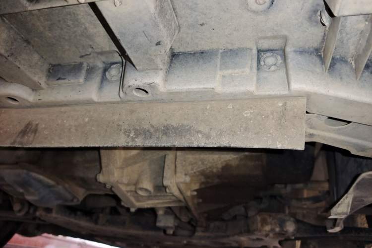Used Nissan Livina 2013 1.6XE Manual Comfort Edition Chassis Front
