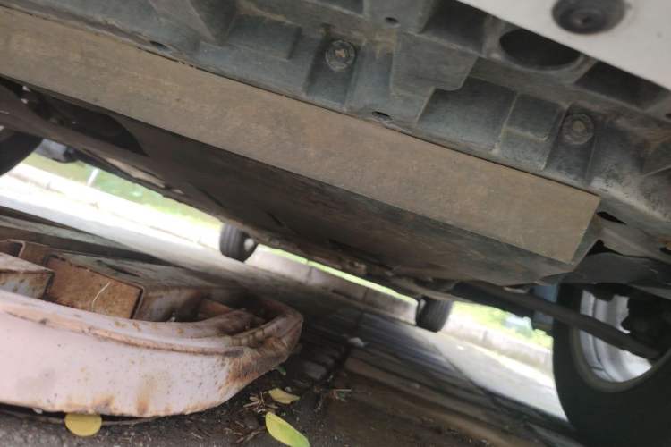 Used Nissan Livina 2013 1.6XE Manual Comfort Edition Chassis Front