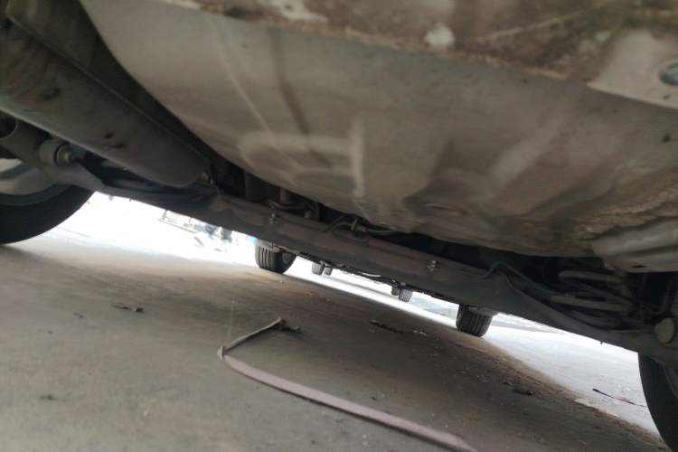 Used Nissan Livina 2013 1.6XE Manual Comfort Edition Chassis Rear