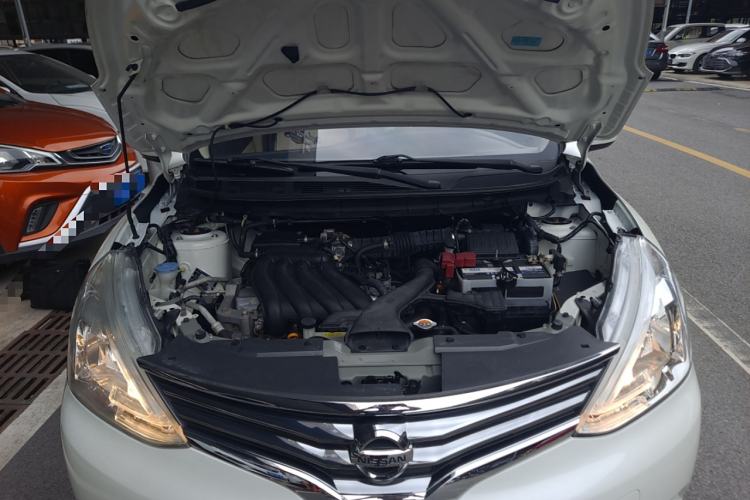 Used Nissan Livina 2013 1.6XL CVT Luxury Edition Engine Bay