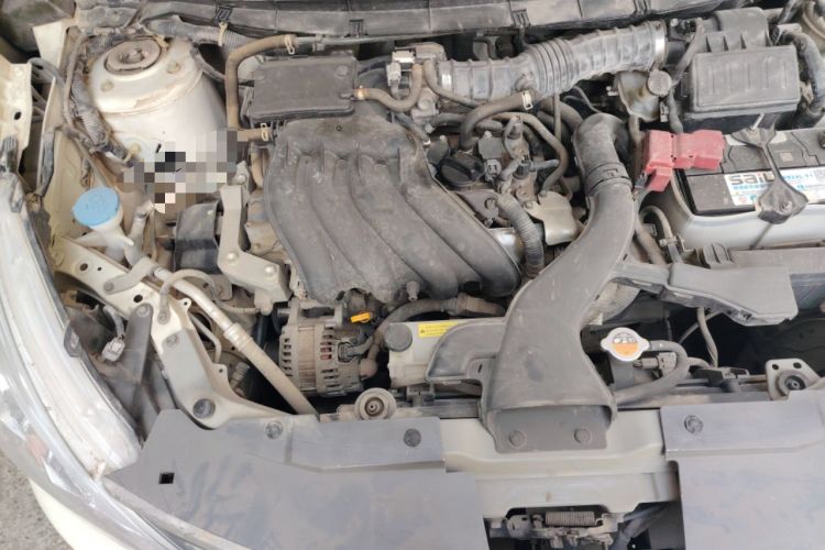 Used Nissan Livina 2013 1.6XE Manual Comfort Edition Engine Bay Right