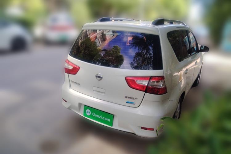 Used Nissan Livina 2013 1.6XE Manual Comfort Edition Exterior 5