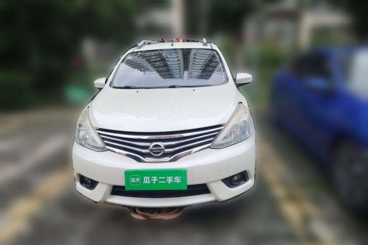 Used Nissan Livina 2013 1.6XE Manual Comfort Edition Front