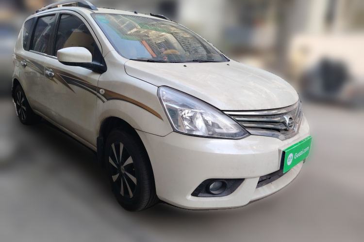 Used Nissan Livina 2013 1.6XE Manual Comfort Edition Front Right 45 Deg
