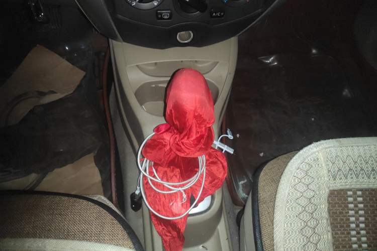 Used Nissan Livina 2013 1.6XL CVT Luxury Edition Gear Lever