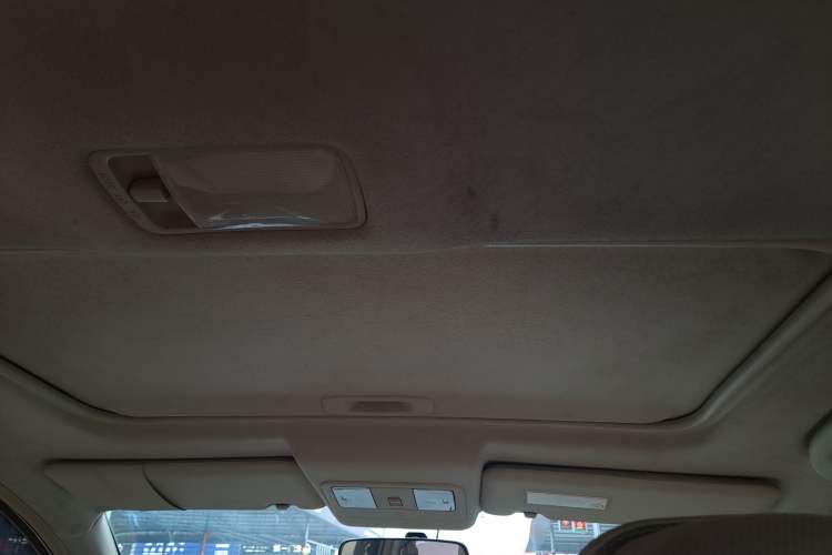 Used Nissan Livina 2013 1.6XL CVT Luxury Edition Headliner