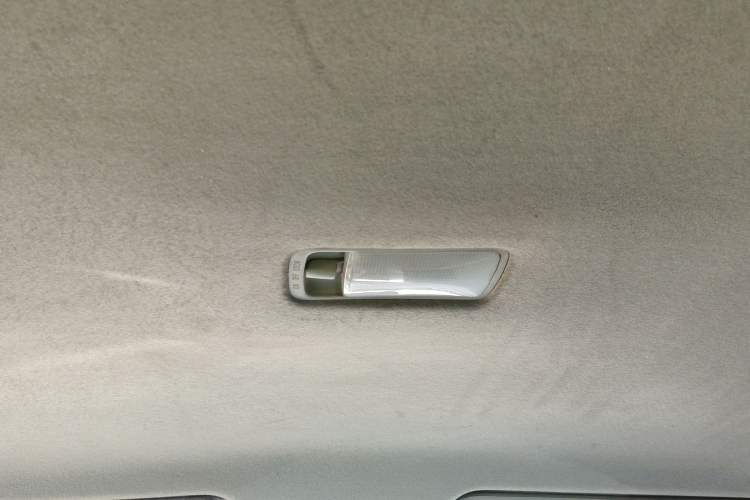 Used Nissan Livina 2013 1.6XE CVT Comfort Edition Headliner