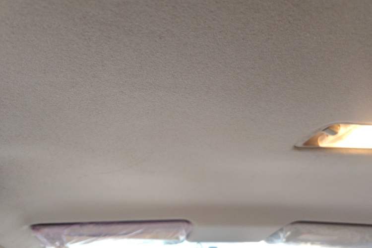 Used Nissan Livina 2013 1.6XE Manual Comfort Edition Headliner