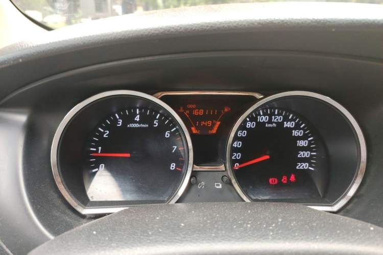 Used Nissan Livina 2013 1.6XE Manual Comfort Edition Instrument Cluster