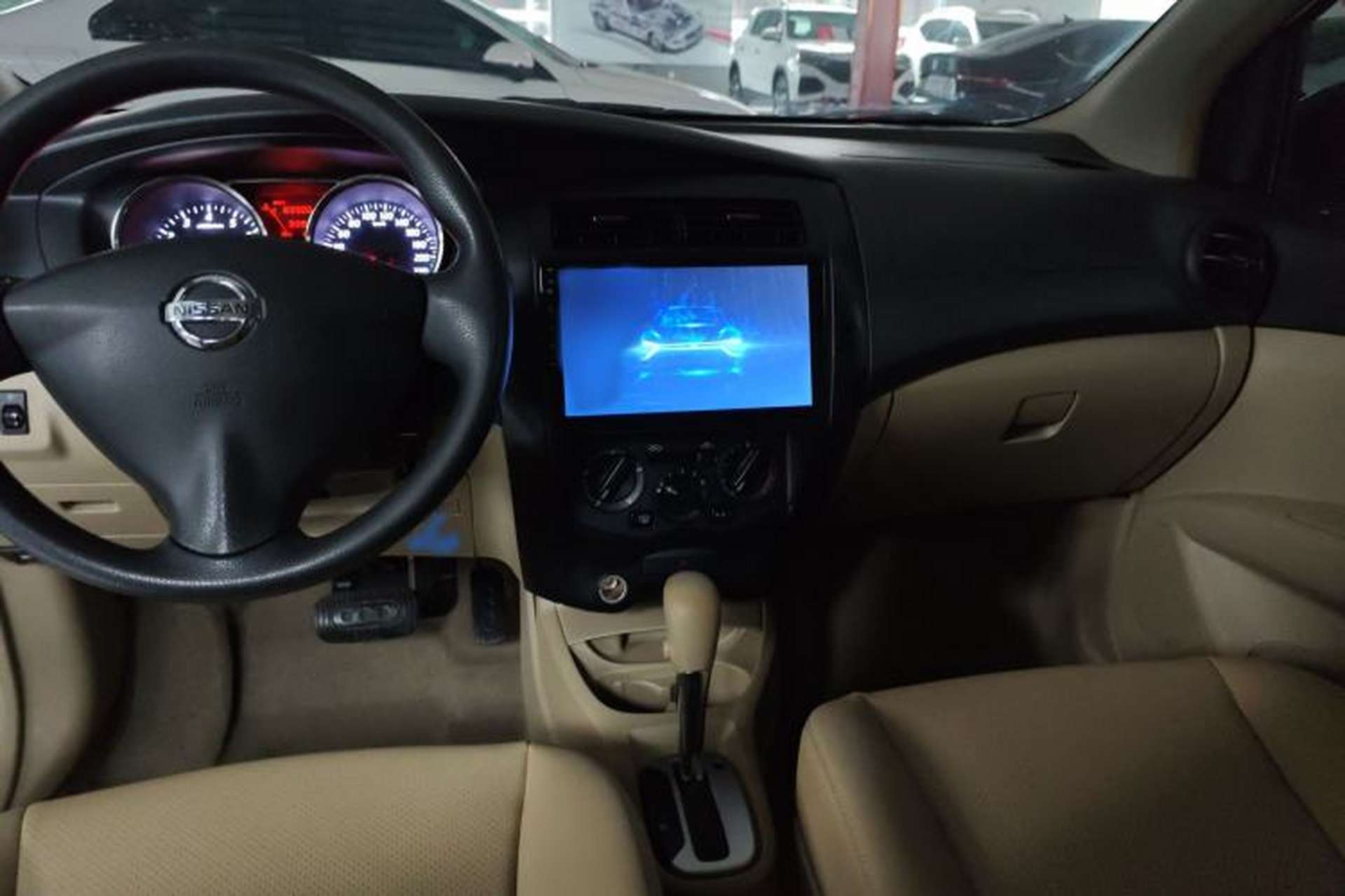 Used Nissan Livina 2013 1.6XE CVT Comfort Edition Interior 3