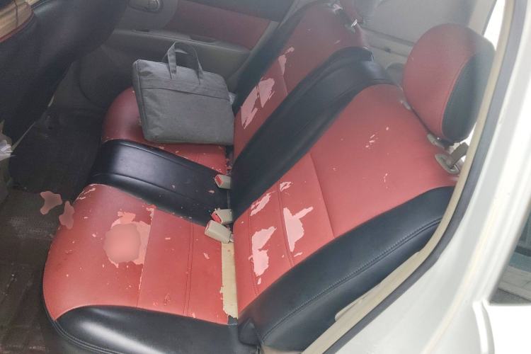 Used Nissan Livina 2013 1.6XL Manual Luxury Edition Left Rear Seat