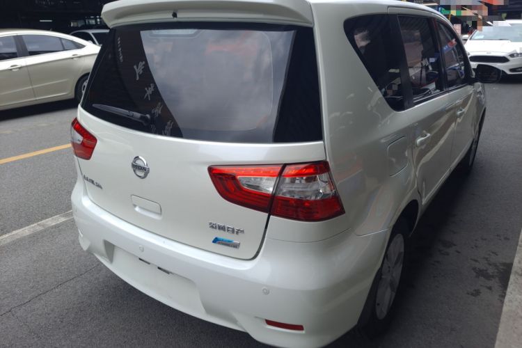 Used Nissan Livina 2013 1.6XL CVT Luxury Edition Rear Right 45 Deg