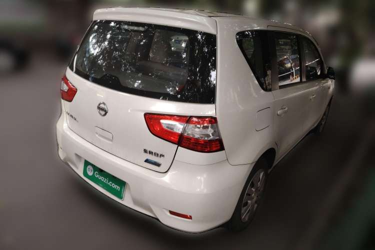 Used Nissan Livina 2013 1.6XE CVT Comfort Edition Rear Right 45 Deg