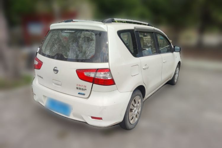 Used Nissan Livina 2013 1.6XE Manual Comfort Edition Rear Right 45 Deg