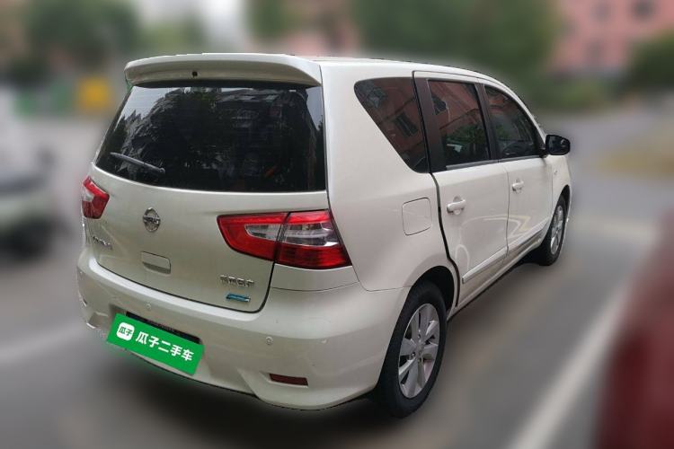 Used Nissan Livina 2013 1.6XL Manual Luxury Edition Rear Right 45 Deg