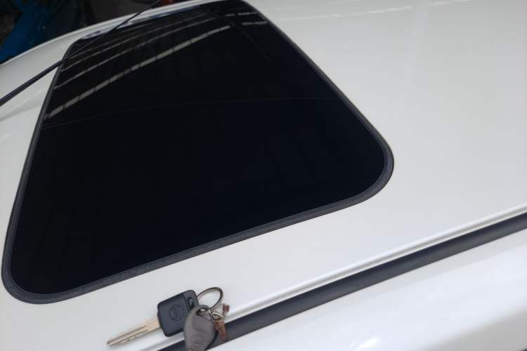 Used Nissan Livina 2013 1.6XL CVT Luxury Edition Roof