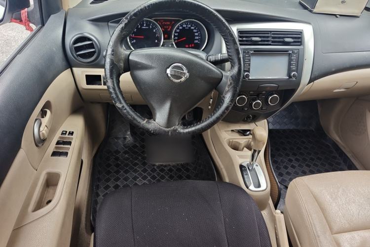 Used Nissan Livina 2013 1.6XE CVT Comfort Edition Steering Wheel
