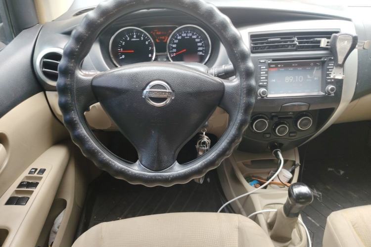 Used Nissan Livina 2013 1.6XE Manual Comfort Edition Steering Wheel