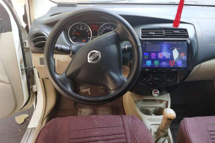 Used Nissan Livina 2013 1.6XE Manual Comfort Edition Steering Wheel