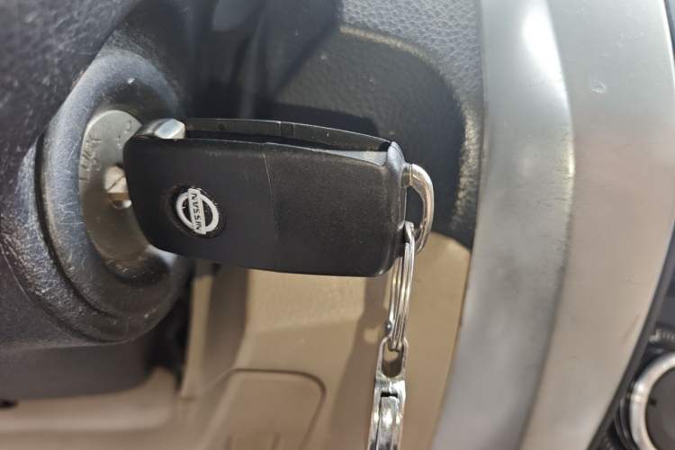 Used Nissan Livina 2013 1.6XE CVT Comfort Edition Vehicle Key