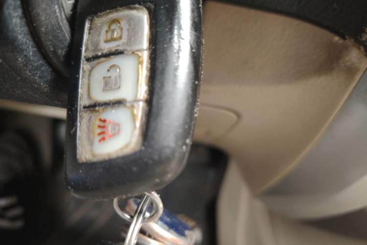 Used Nissan Livina 2013 1.6XE Manual Comfort Edition Vehicle Key