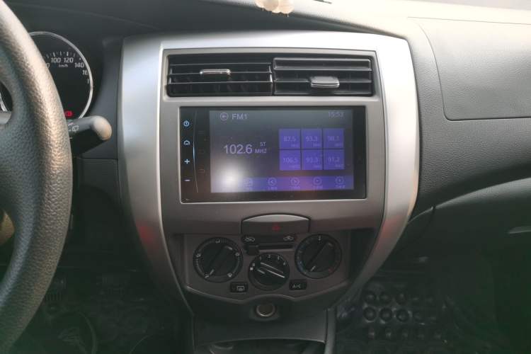 Used Nissan Livina 2013 JINRUI 1.6XV Manual Luxury Edition Audio And AC Panel