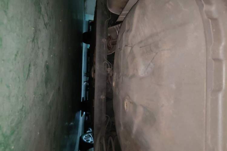 Used Nissan Livina 2013 Jingrui 1.6XL Manual Comfort Edition Chassis Rear