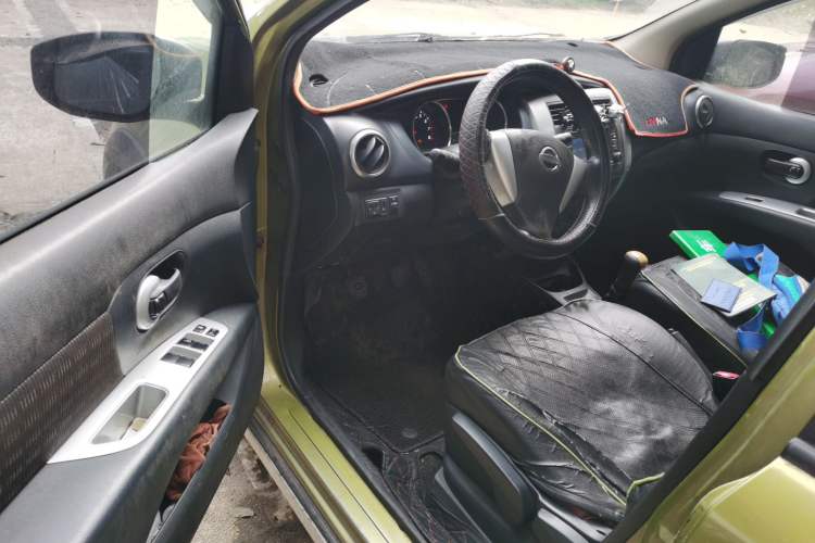 Used Nissan Livina 2013 Jingrui 1.6XL Manual Comfort Edition Driver Seat
