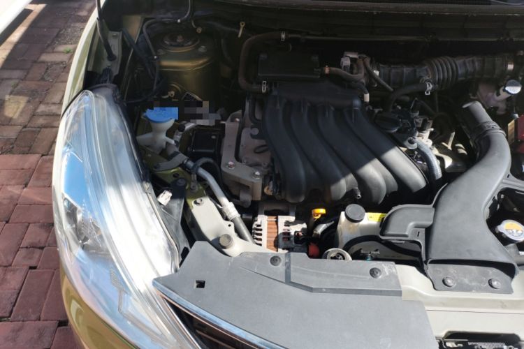 Used Nissan Livina 2013 Jinrui 1.6XL CVT Comfort Edition Engine Bay Right